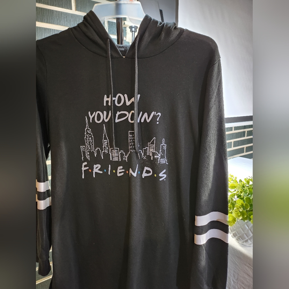BNWOT 1XL Friends Sweater